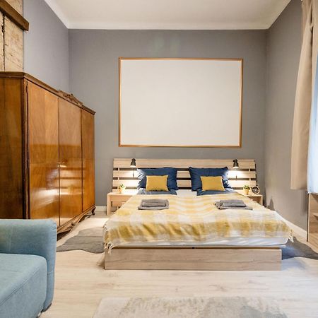Appartement Urban Tranquillity By The Main Shopping Street à Budapest Extérieur photo