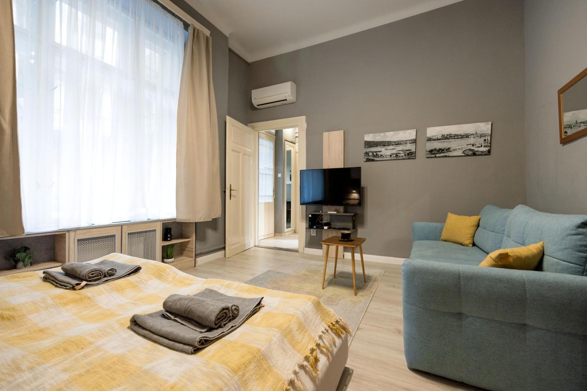 Appartement Urban Tranquillity By The Main Shopping Street à Budapest Extérieur photo